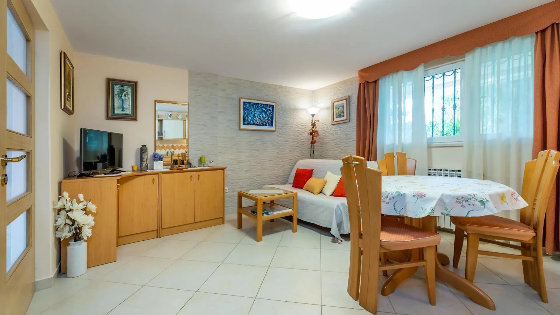 Apartments Nadica Baška