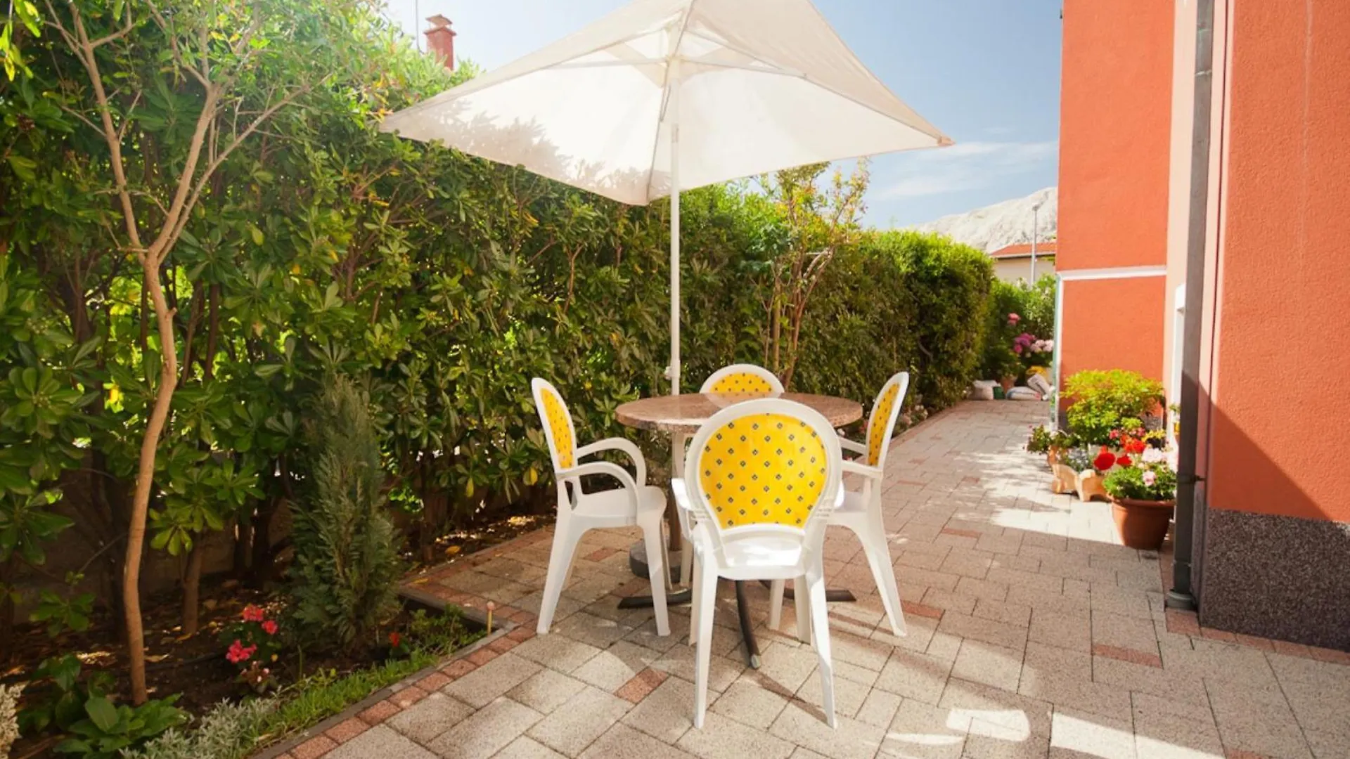 Apartments Nadica باشْكا